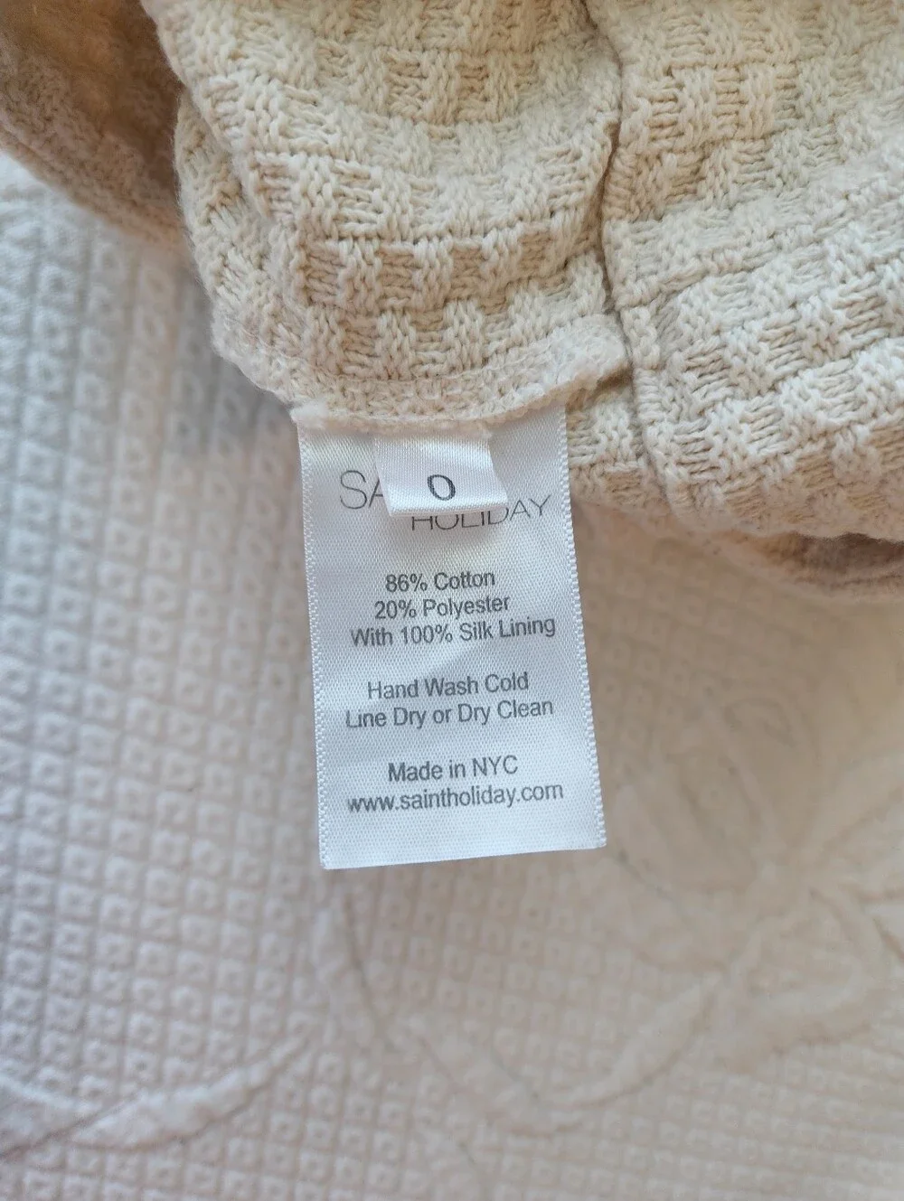 High-Waist Cream Textured Knit Women's Shorts with Elastic Waist